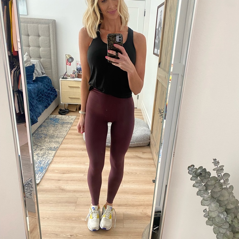 Lululemon super high wunder unders size 6